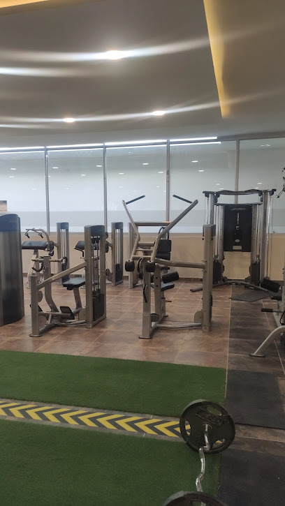 Roble Fitness Center en Matehuala