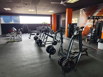 Maxfit Fitness Center en Tlaquepaque
