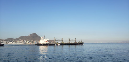 Faro Las Brisas en Manzanillo